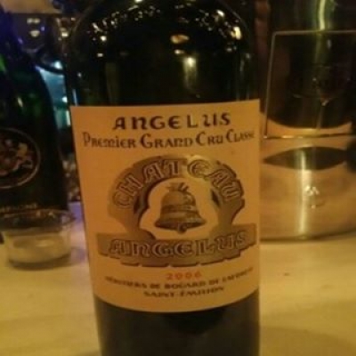 Life is hard in bordeaux #wine #traubenliebe #erin