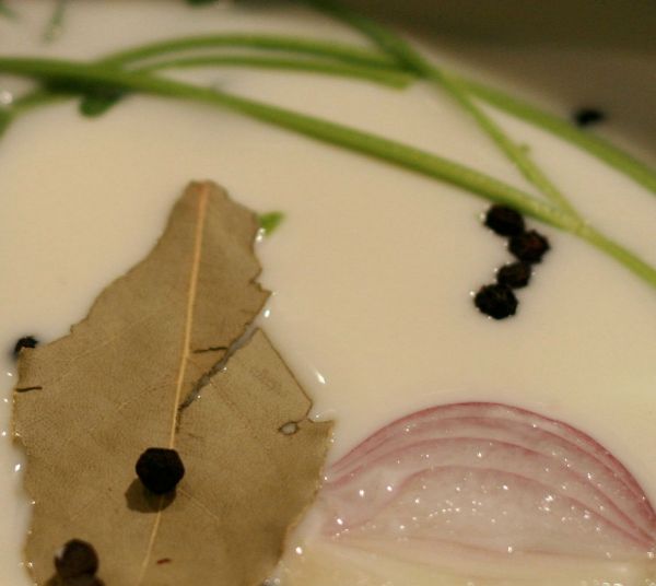 B&eacute;chamel Sauce